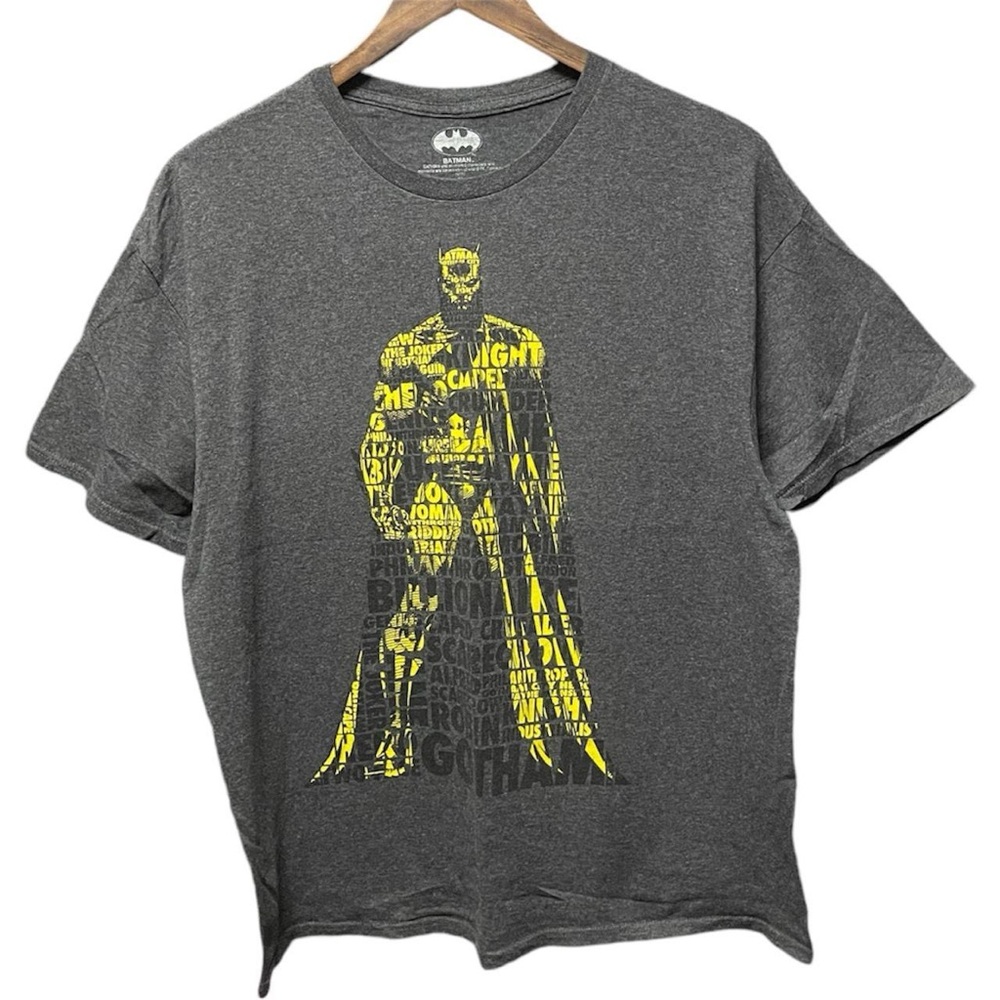 Batman pictogram front graphic DC universe superhero movie Y2K 2000s T-shirt